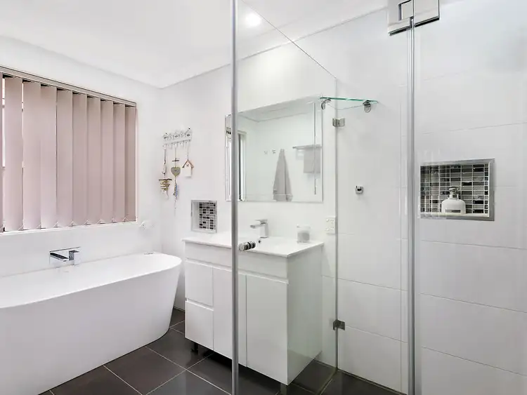 Sixth view of Homely house listing, 4 Nangar Street, Woongarrah NSW 2259