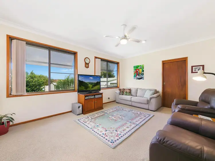 Third view of Homely house listing, 8 Conmurra Circuit, Shortland NSW 2307