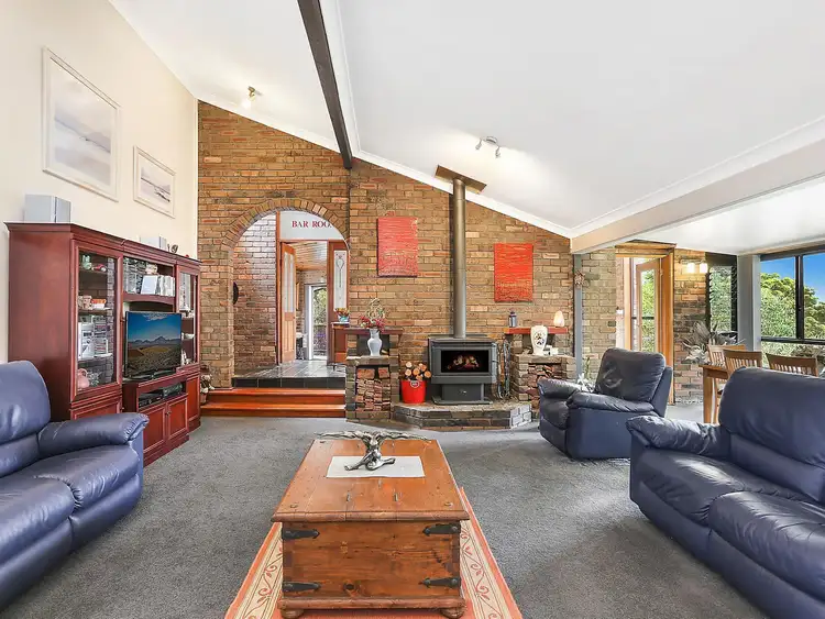 Fifth view of Homely house listing, 7 Canobolas Place, Yarrawarrah NSW 2233