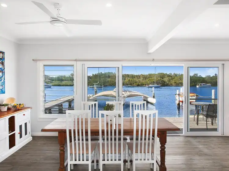60 Shelly Beach Road, Empire Bay NSW 2257
