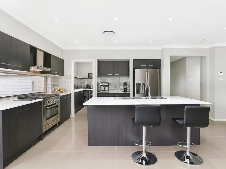 Third view of Homely house listing, 5 Donnegal Court, Castle Hill NSW 2154
