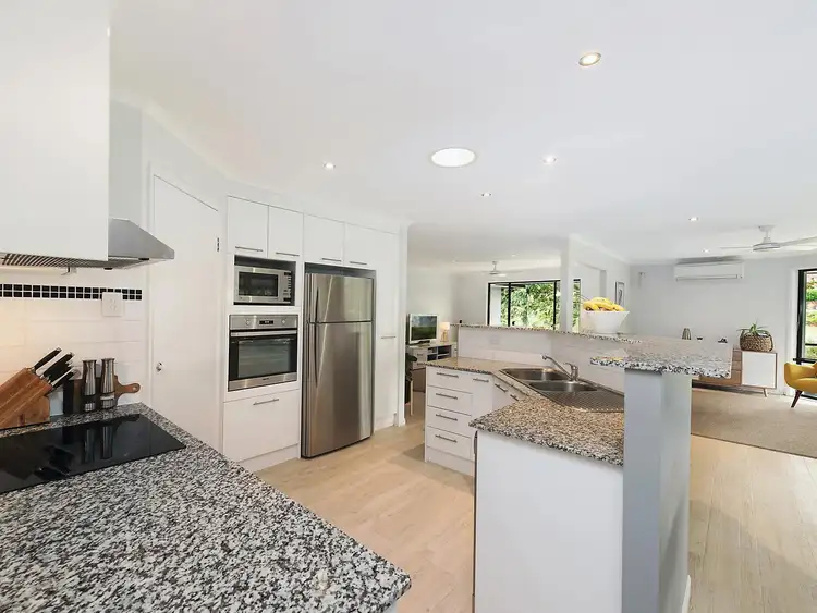 Fifth view of Homely house listing, 2 Glenfern Place, Bonogin QLD 4213