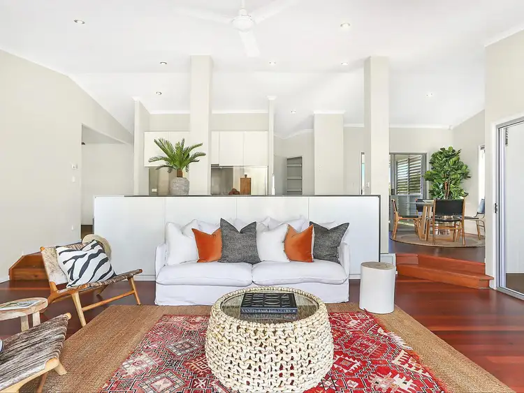 6 Werita Court, Sunrise Beach QLD 4567