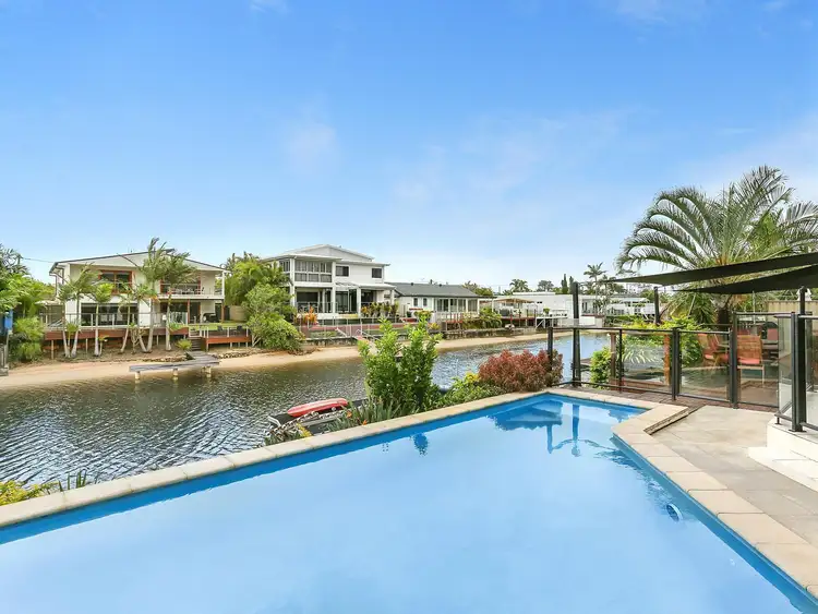 19 Sarasota Key, Broadbeach Waters QLD 4218