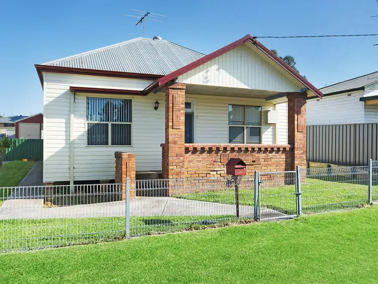 118 Deakin Street, Kurri Kurri NSW 2327