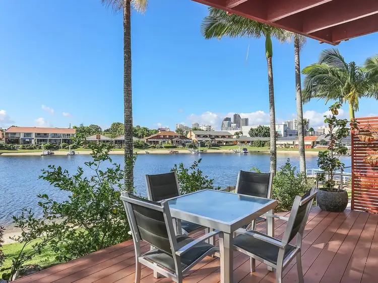 6/22 Aquila Court, Mermaid Waters QLD 4218