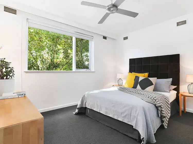 Sixth view of Homely apartment listing, 2/22A Kooyong Road, Caulfield North VIC 3161