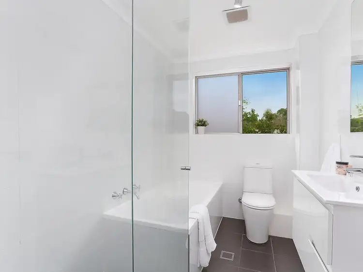 Third view of Homely apartment listing, 20/4 Greenwood Place, Freshwater NSW 2096