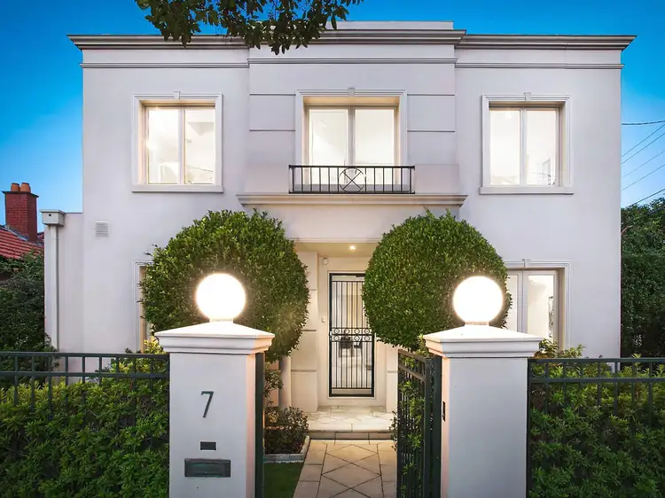 7 McCallum Street, Brighton VIC 3186