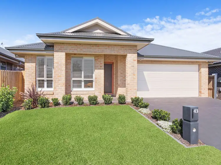 43 Kerrigan Crescent, Elderslie NSW 2570