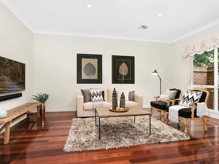 15 Carnarvon Street, Doncaster VIC 3108