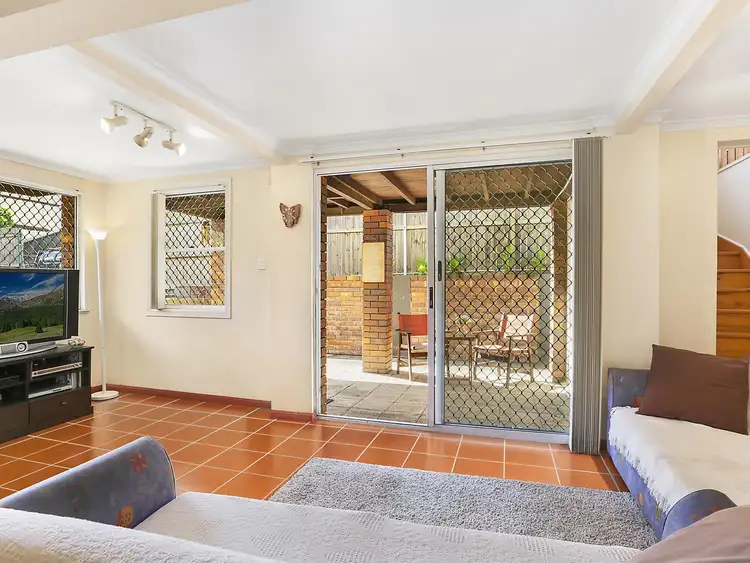 Fourth view of Homely house listing, 2 Paragon Street, Yeronga QLD 4104