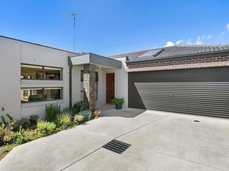 2/36 Benita Place, Leopold VIC 3224