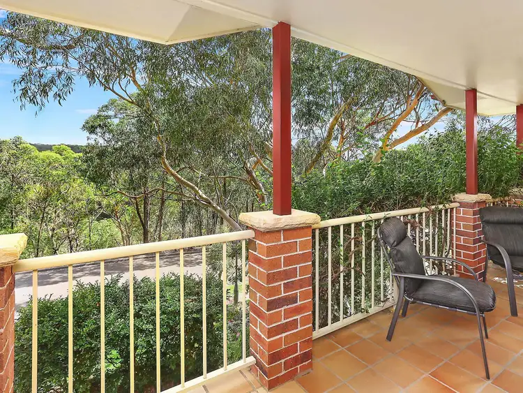 37 The Outlook, Hornsby Heights NSW 2077