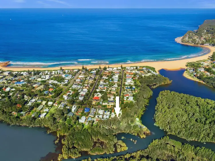 Second view of Homely townhouse listing, 2/3 Tramway Road, North Avoca NSW 2260