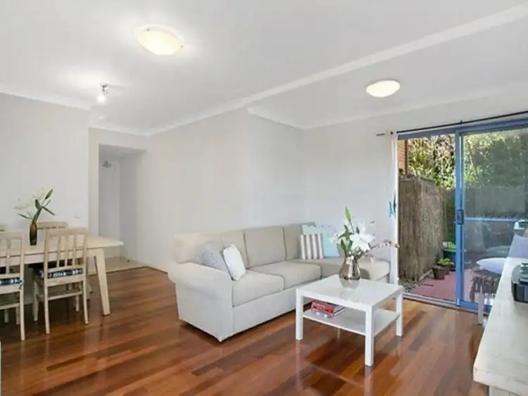 10A/8 Sutherland Street