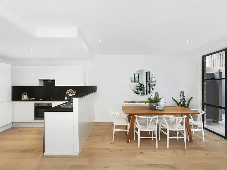 Third view of Homely apartment listing, 2/1 Bennett Street, Bondi NSW 2026
