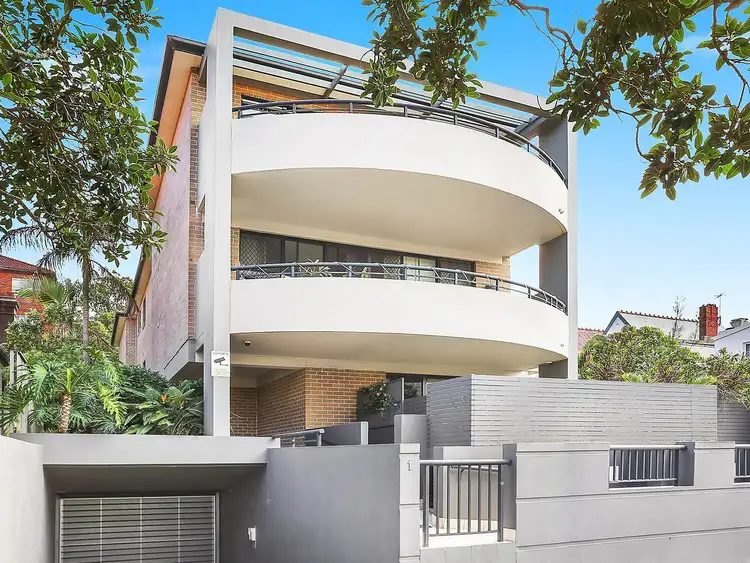 Fifth view of Homely apartment listing, 2/1 Bennett Street, Bondi NSW 2026