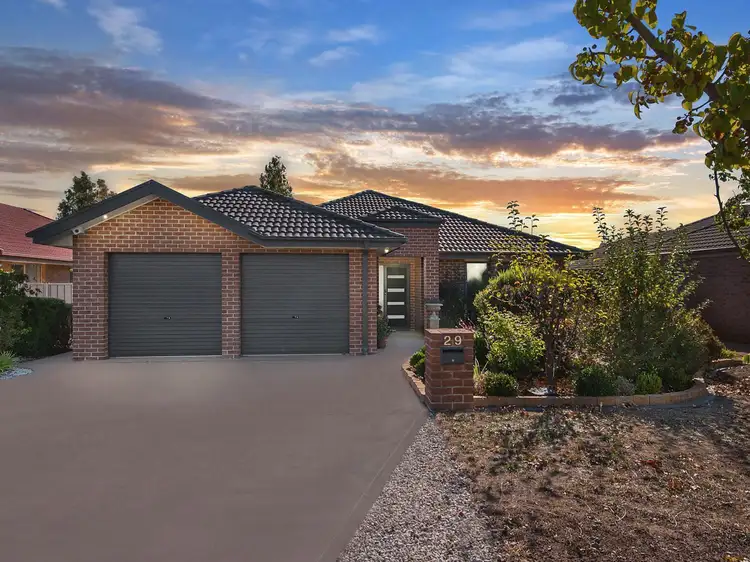 29 Hutchison Circuit, Crestwood NSW 2620
