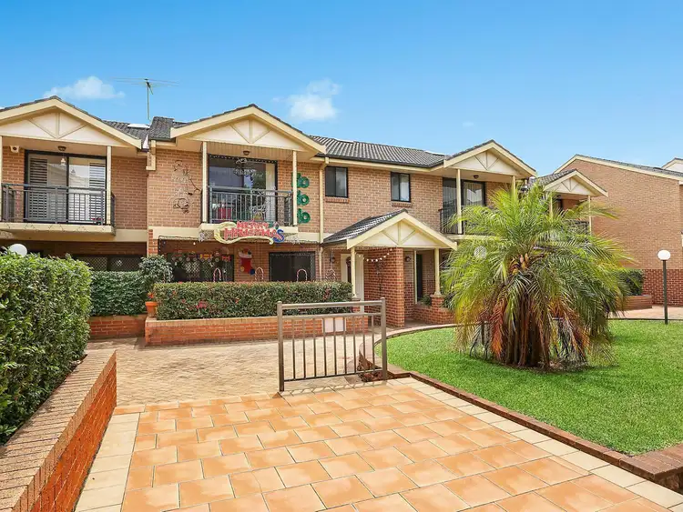 18/8 Warumbui Avenue, Miranda NSW 2228