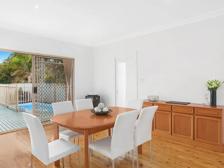 11 O'Donnell Crescent, Lisarow NSW 2250