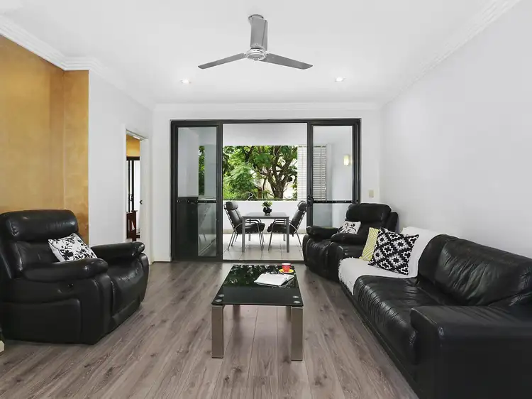 Main view of Homely unit listing, 4/146 Clarence Road, Indooroopilly QLD 4068