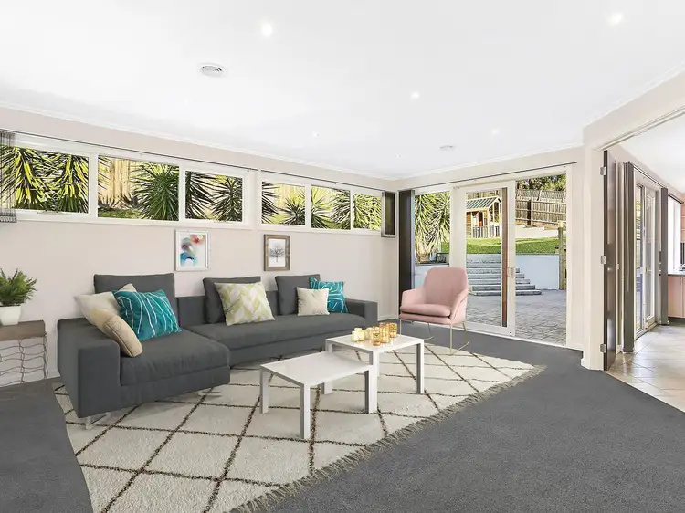 3 Loughies Track, Ringwood North VIC 3134