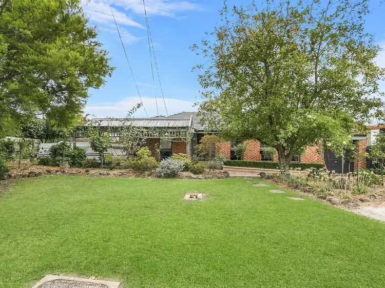Main view of Homely house listing, 7 Kinarra Court, Mooroolbark VIC 3138