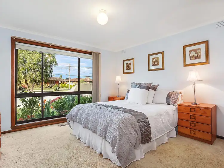 Fifth view of Homely house listing, 7 Joshua Court, Kings Park VIC 3021