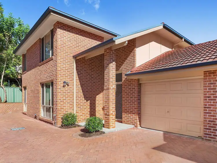 Main view of Homely townhouse listing, 3/5 Beane Street West, Gosford NSW 2250