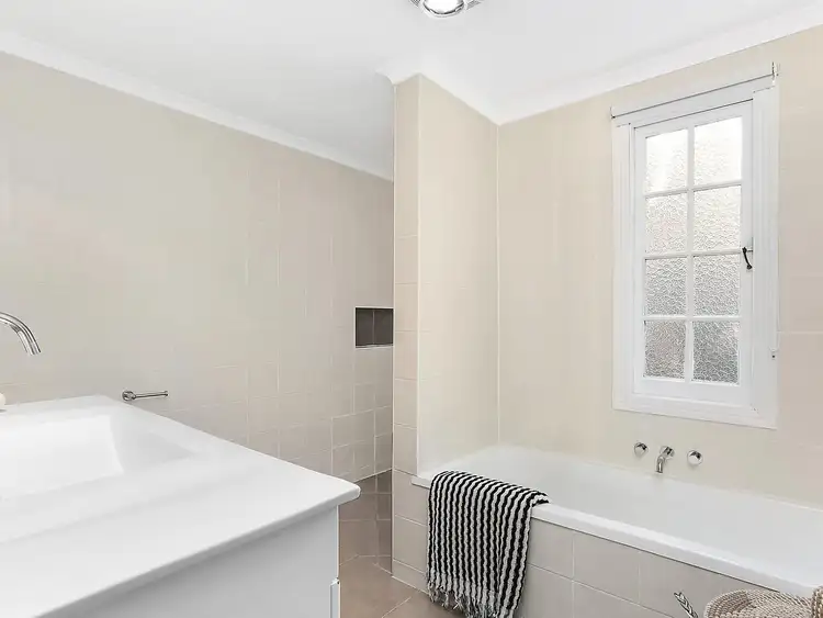 Sixth view of Homely house listing, 152 Ekibin Road East, Tarragindi QLD 4121