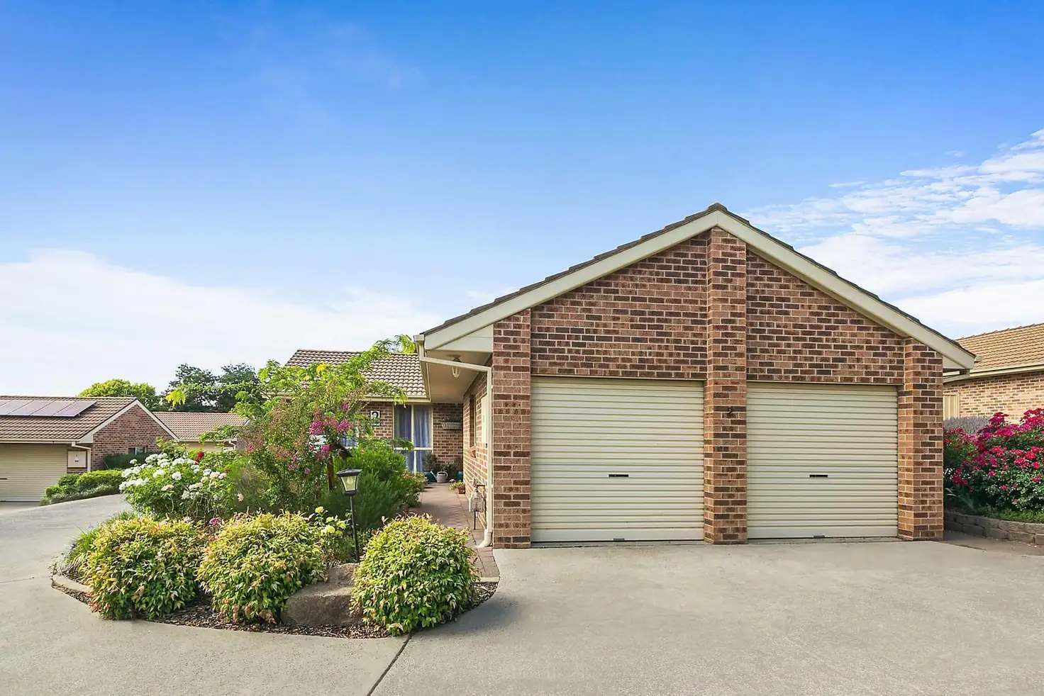 Main view of Homely townhouse listing, 2/20 Bennetts Close, Mckellar ACT 2617