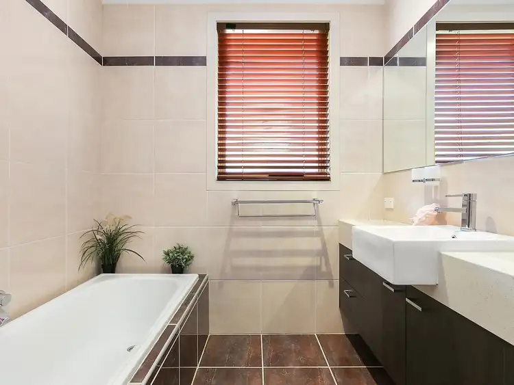 Fifth view of Homely unit listing, 3/100-108 West Fyans Street, Newtown VIC 3220