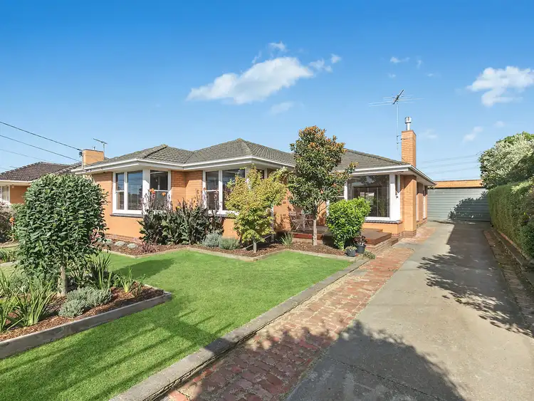 33 Tahara Street, Hamlyn Heights VIC 3215