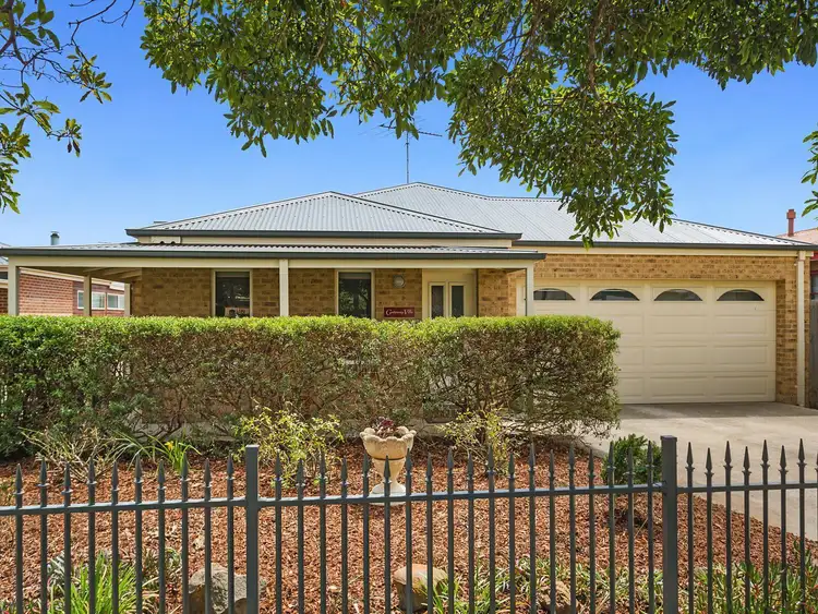 1/4 Roslyn Road, Belmont VIC 3216