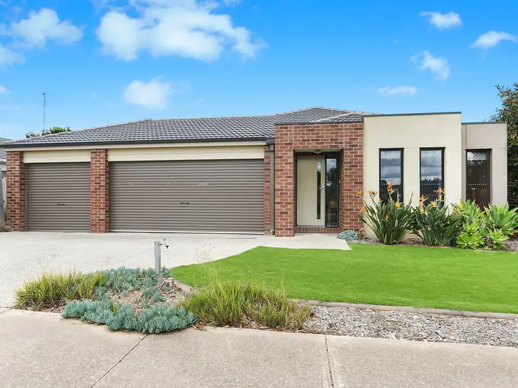 27 Hewat Drive, Highton VIC 3216