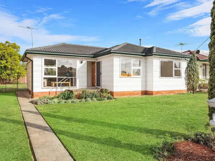 8 Wildman Avenue, Liverpool NSW 2170