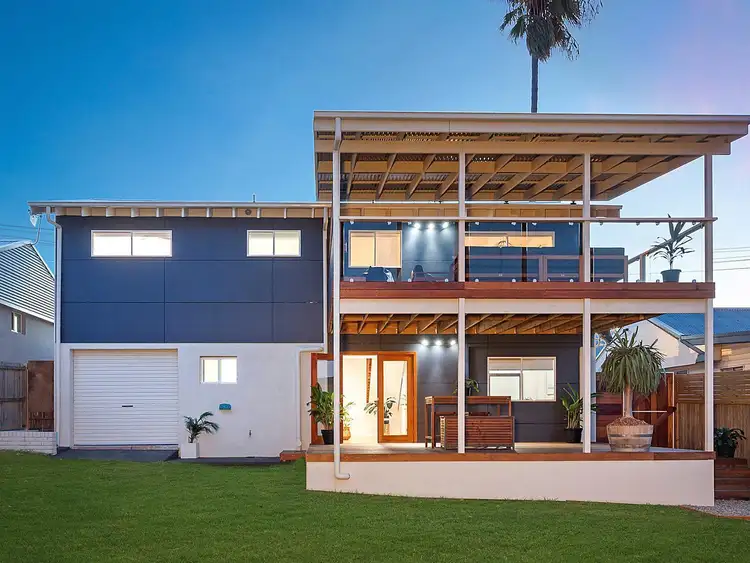 16 Promenade Avenue, Bateau Bay NSW 2261