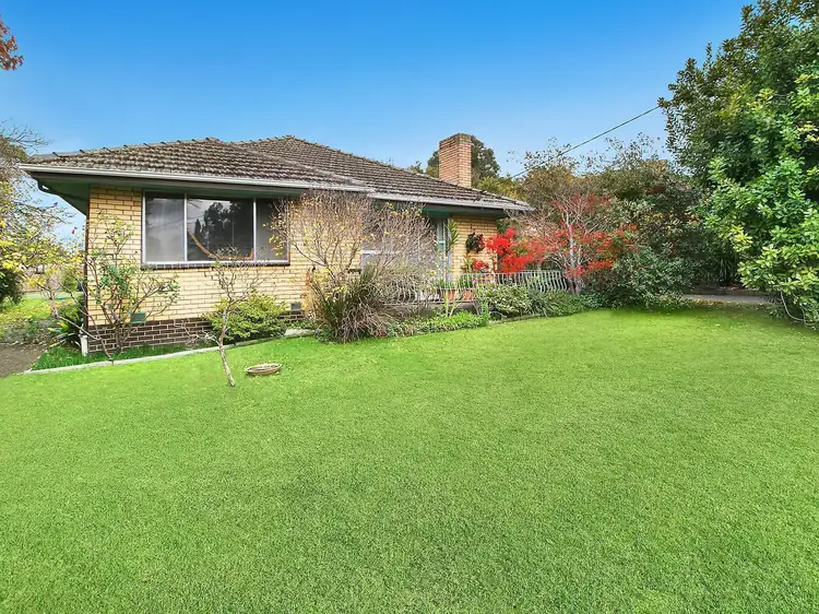 1 Emily Court, Croydon VIC 3136