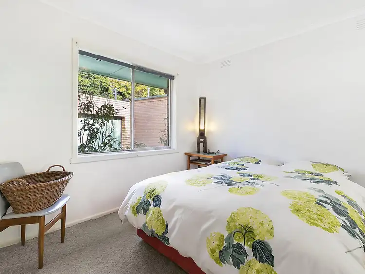 Sixth view of Homely house listing, 1 Emily Court, Croydon VIC 3136
