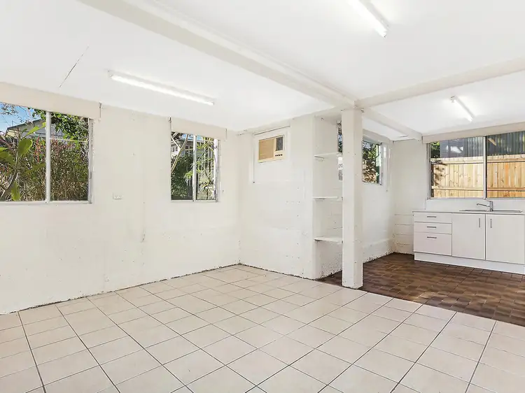 Fifth view of Homely house listing, 33 Logan Avenue, Oxley QLD 4075