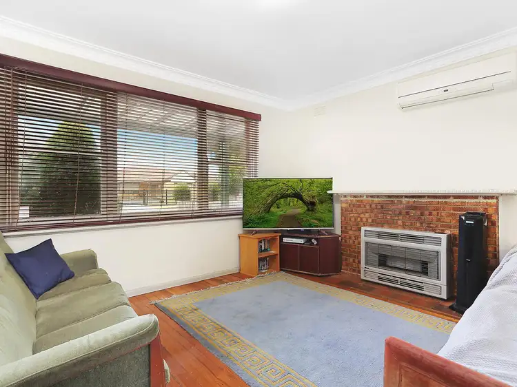 Second view of Homely house listing, 7 Ethel Avenue, Lalor VIC 3075