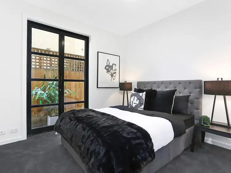Fourth view of Homely apartment listing, 2/3 Ormond Esplanade, Elwood VIC 3184