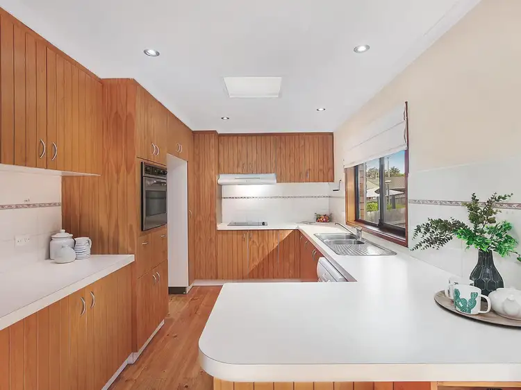 Second view of Homely house listing, 7 Max Henry Crescent, Macarthur ACT 2904