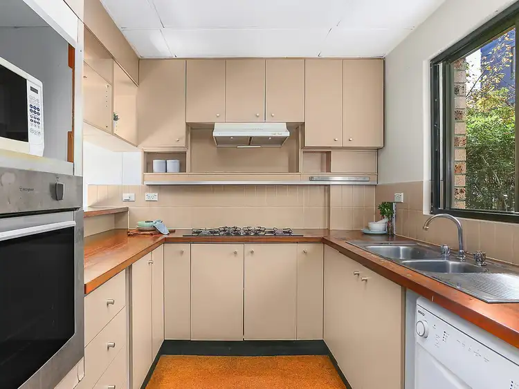 Third view of Homely apartment listing, 1/5 Hutchinson Street, Surry Hills NSW 2010