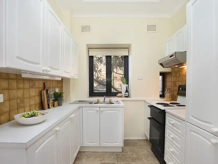 Fifth view of Homely apartment listing, 2/11 Waruda Street, Kirribilli NSW 2061