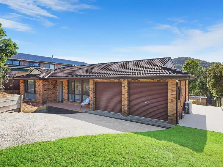 6 Treeline Close, Narara NSW 2250