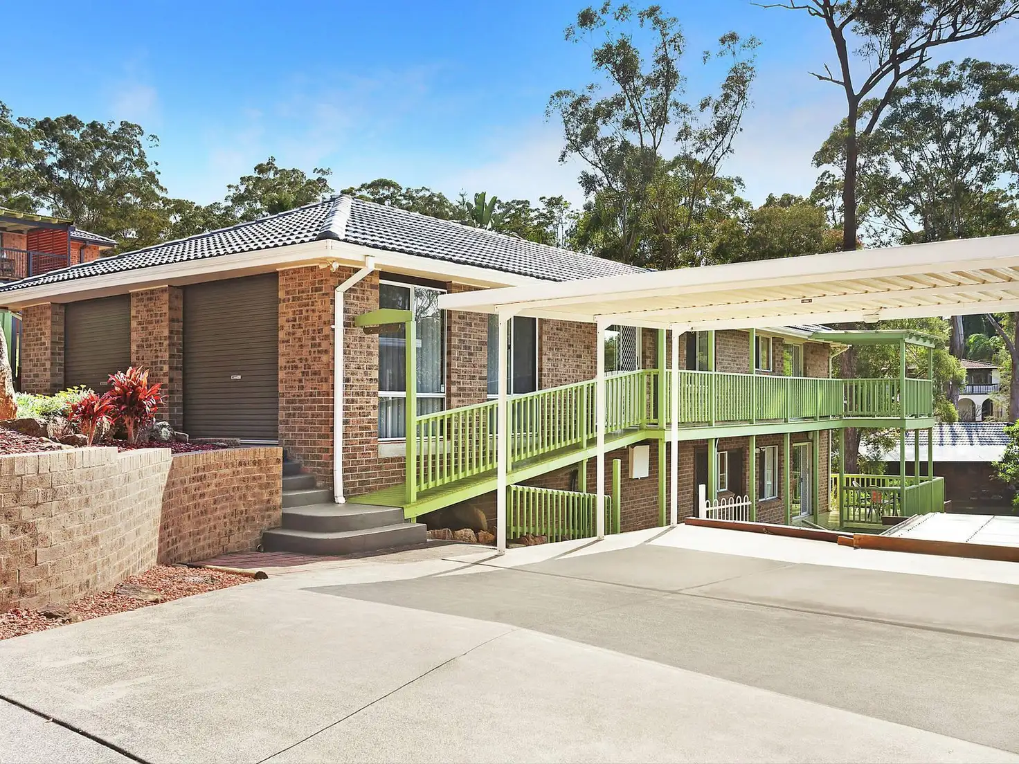 Main view of Homely house listing, 4 Calantha Drive, Wyoming NSW 2250