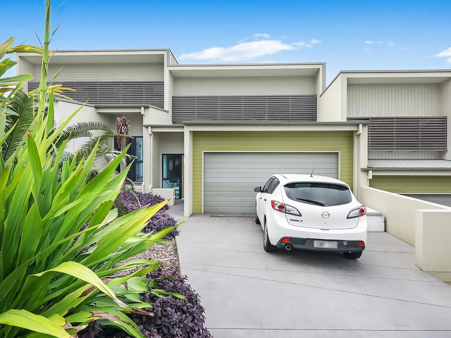 Main view of Homely townhouse listing, 42 Summit Drive, Coffs Harbour NSW 2450