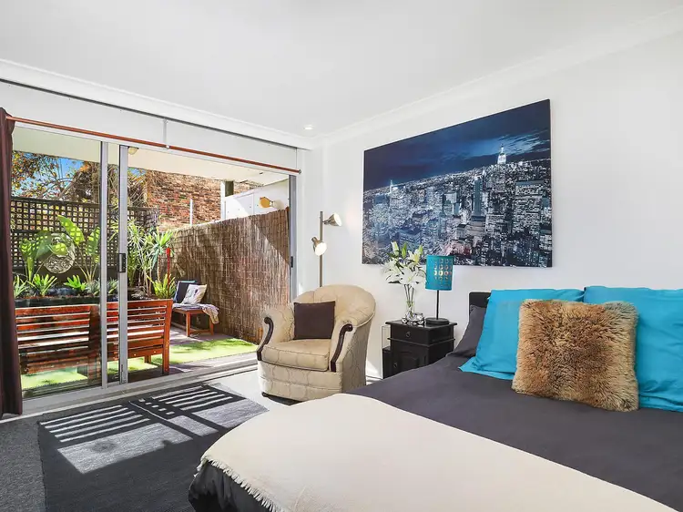 Third view of Homely studio listing, 207/302 Crown Street, Darlinghurst NSW 2010